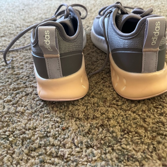 Adidas Kaptir Gray/ White/ Pink Athletic Shoes women Size 10 New With Tags - Picture 4 of 6